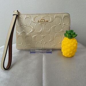 Coach Signature Cs Patent Leather Embossed Wristlet In Chalk